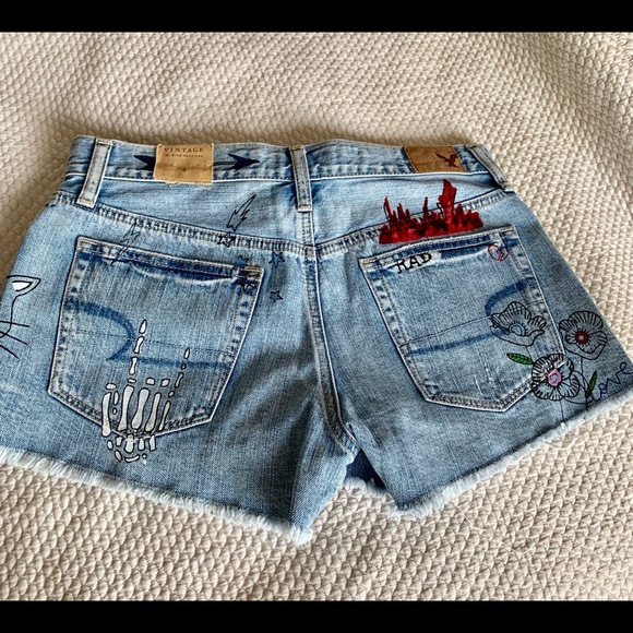 NWT Fun AE Denim Shorts - Picture 3 of 9